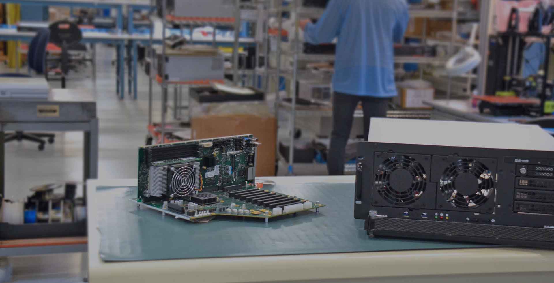 4U Rugged Workstations Hero (darker)