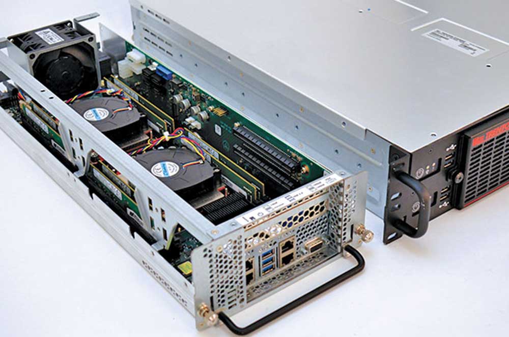 PCIe Slots in a Blade Server 2