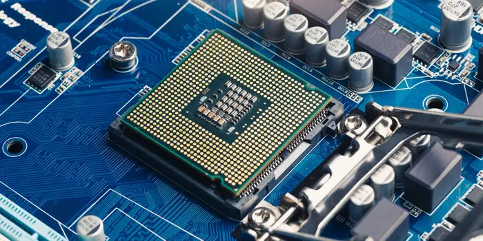 What is a CPU (Central Processing Unit)?