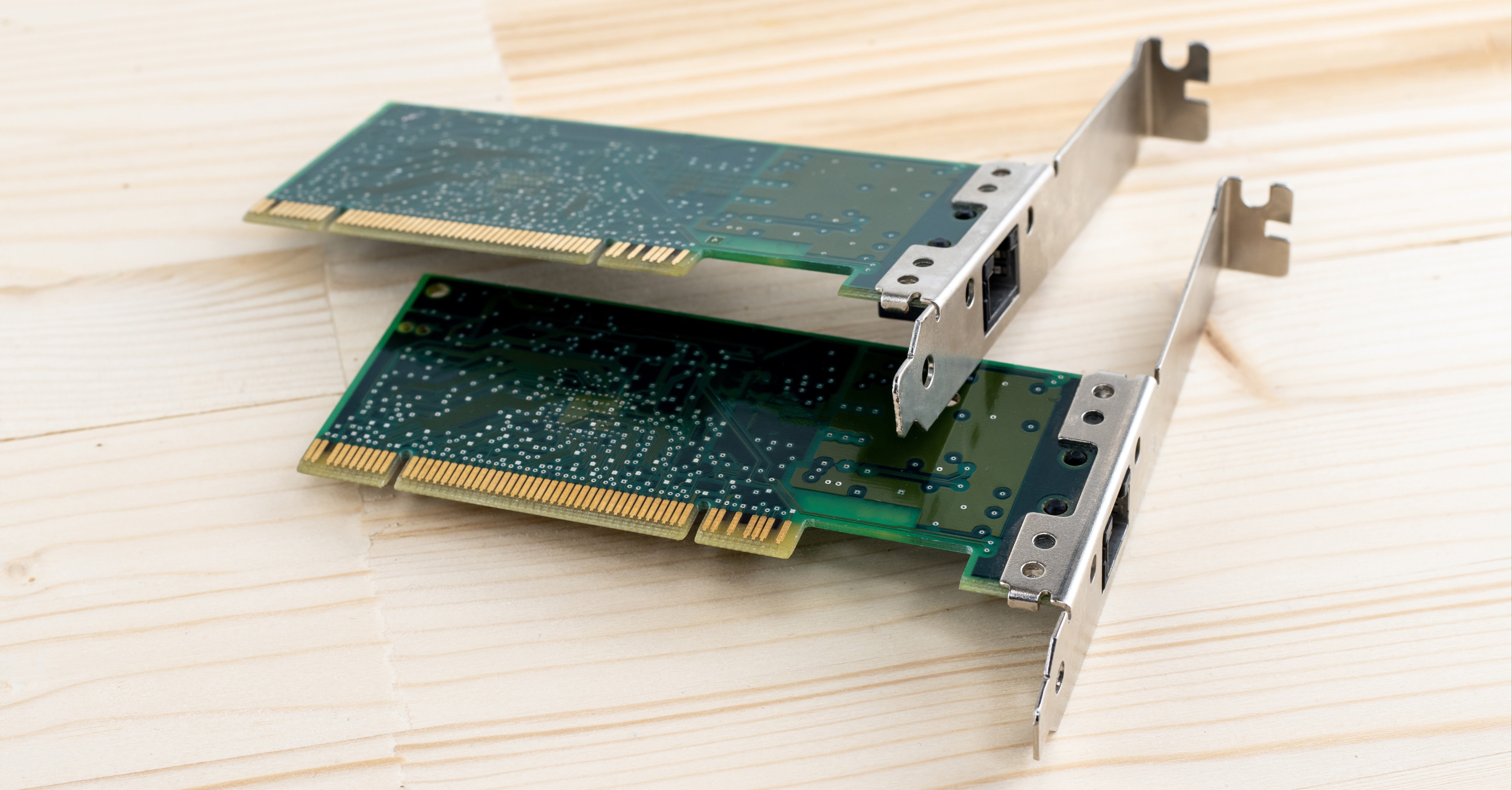 What is a NIC Card (Network Interface Card)?